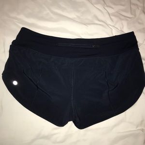 NAVY LULULEMON shorts